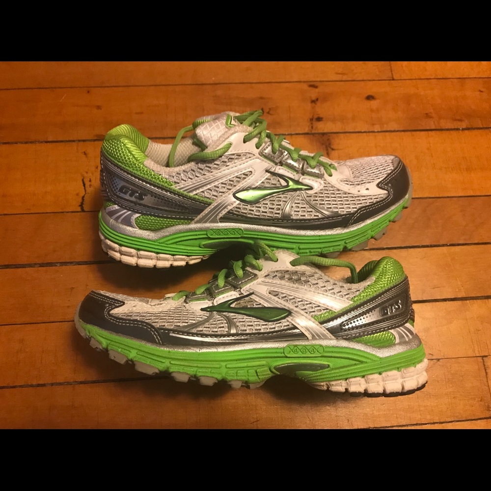 Brooks running sneakers